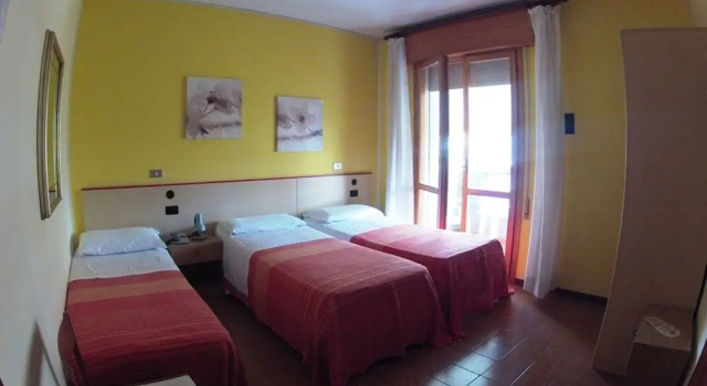 Трёхместный номер Comfort Hotel Nazionale