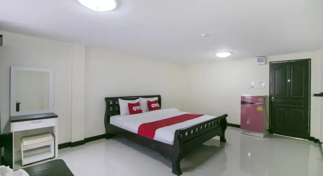 Двухместный номер Premier OYO 75390 Sunee Place Hotel