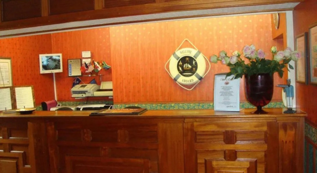 O'Sheas Hotel Tramore, Book Hotel Tramore Waterford