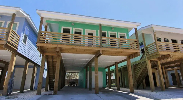 Shore To Love IT Ov36 4 Bedrooms 3.5 Bathrooms Home