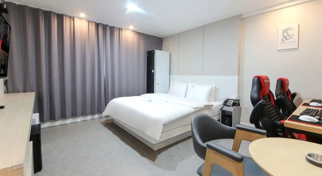 Двухместный номер Standard Continew Hotel