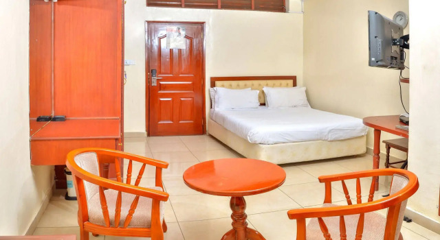 Diamond Plaza Apartments, Book Apartment Hotels in Nairobi with a Pool, Swimming Pool