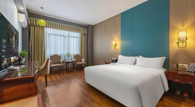 Bafang Hotel Chain (Zhanjiang Suixi Quanfeng Plaza), Boek Hotel Hotels in Guangdong met parkeren, Parkeren