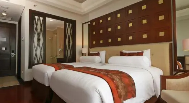 Business Twin room The Sunan Hotel Solo