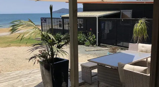 Апартаменты Driftwood Lodge