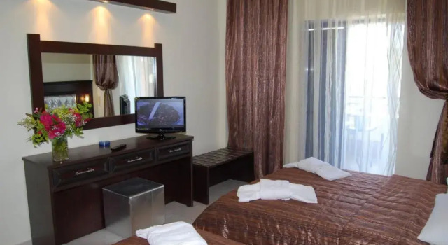 Philoxenia Village Hotel