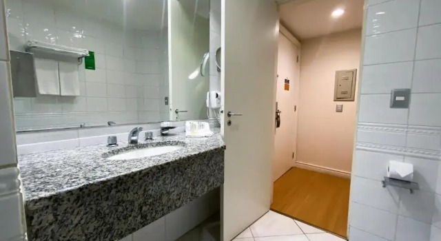 Двухместный номер Standard Master Porto Alegre Hotel - Av Carlos Gomes, Próximo ao Consulado Americano