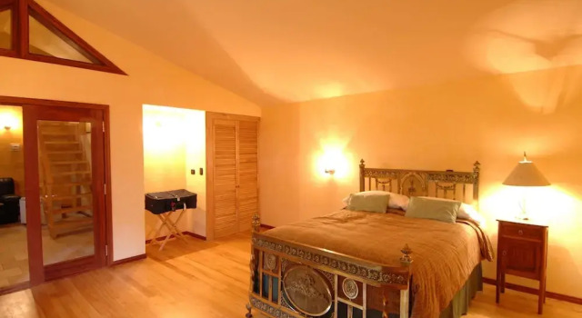Yan Kee Way Lodge, Rezervovat Hotel Hotely v Los Lagos s parkováním, Parkování