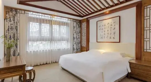 Люкс Superior Taohuatanpan Holiday Hotel