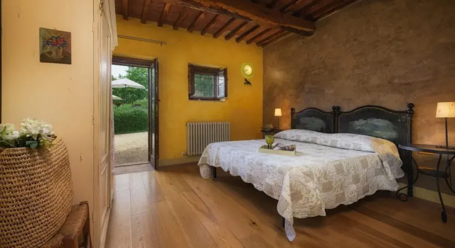 Podere Santa Croce 10 Emma Villas, Book Hotel Hoteller i Radicondoli med pool, Swimmingpool
