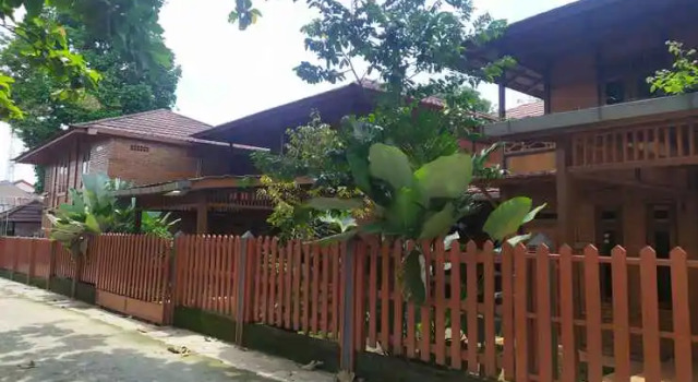 Oyo 3383 Roemah Kayu Saragan Syariah