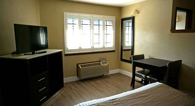 Travelodge by Wyndham Concord