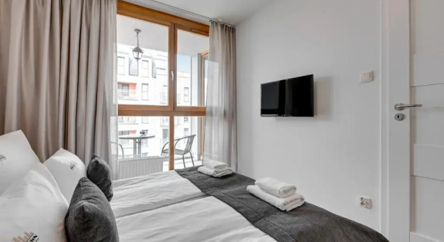 Апартаменты Deluxe Aura - Riverside & Parking by Downtown Apartments