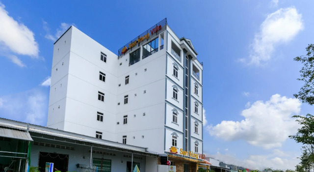 Sen Vang Ville Phu Quoc