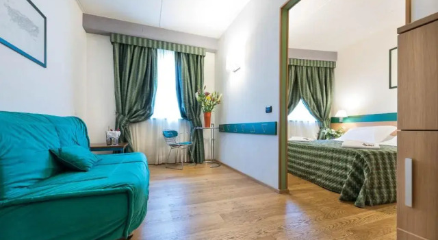 Двухместный номер Superior West Point Airport Hotel