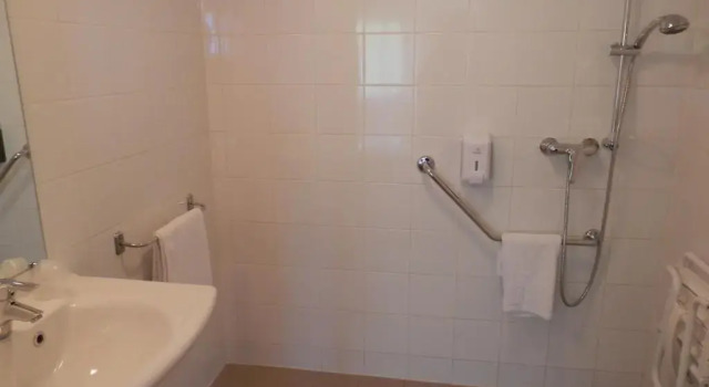 Двухместный номер Standard Ever Route 64 Brit Hotel Tarbes Ibos