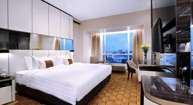 Полулюкс The Alts Hotel