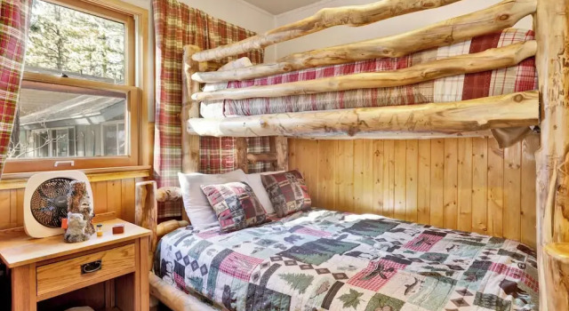 Bear PAW Cottage #2395, Rezerwuj Dom wakacyjny Big Bear Lake Stany Zjednoczone