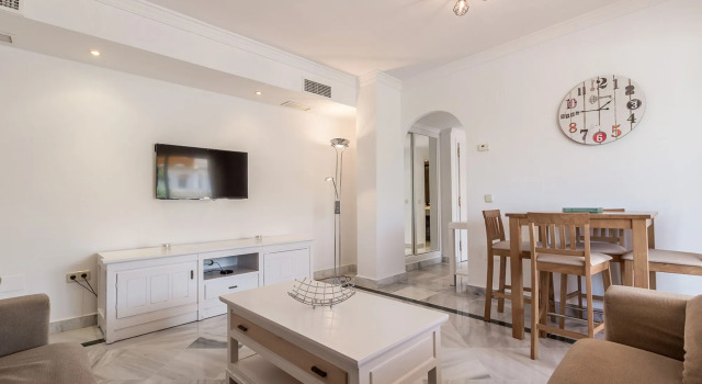 Puerto Banus Luxury Penthouse, Забронировать Отель Марбелья Коста-дель-Соль, рядом с Playas del Duque