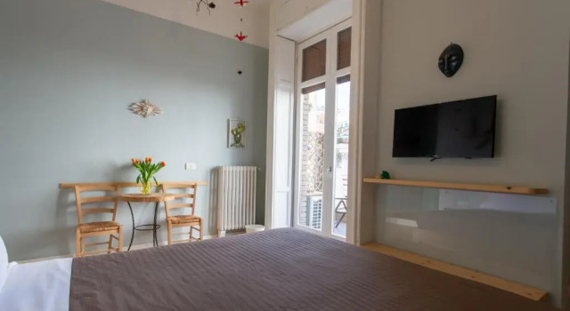 Napoli Bonita b&b, Забронировать Отель Отели Неаполя с завтраком, рядом с Кафедральный собор Неаполя, Завтраки