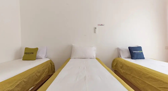 Urbanview Hotel Syariah at Rihlah Homestay Batam, Prenota Hotel Kangboi Batam