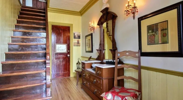 Gîte du Village, Boek Hotel Deschambault 