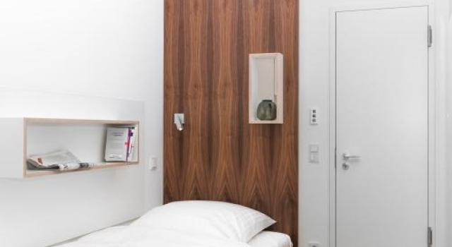 Seminarhaus S1516, Boek Hotel Mitte Berlijn, in de buurt van Voltastraße Underground Station