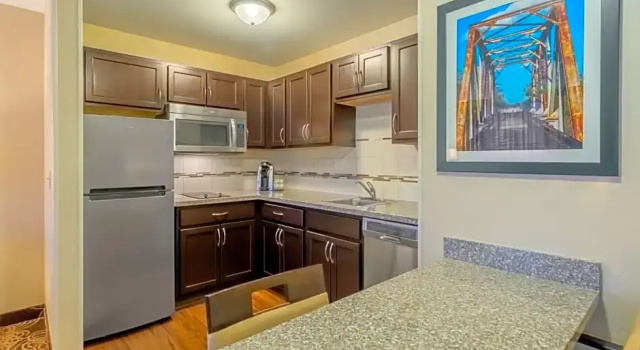 Люкс Landmark Suites - Williston