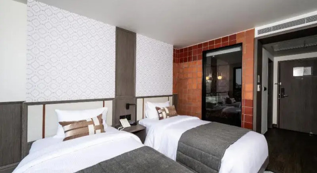 Номер Superior WE HOTEL RIVERFRONT