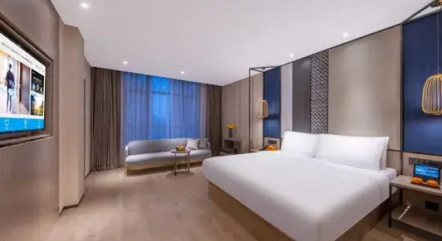 Люкс Orange Hotel （Yining  Wanrong Square）