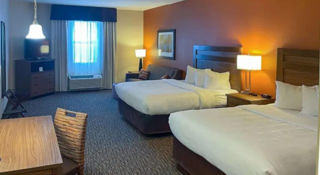 Семейный люкс MainStay Suites Watford City - Event Center