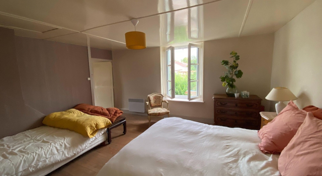 Charming and Comfortable Holiday Home in Melay, Réserver Maison de vacances Barges Bourgogne.