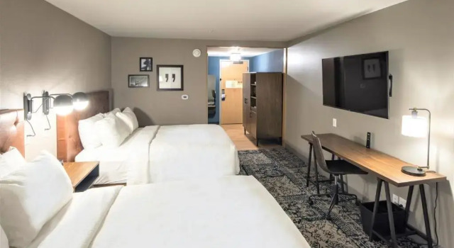 Четырёхместный номер Standard Four Points by Sheraton Albany