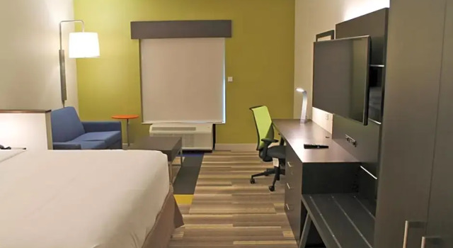 Люкс Standard Holiday Inn Express & Suites St. Louis South - I-55 by IHG