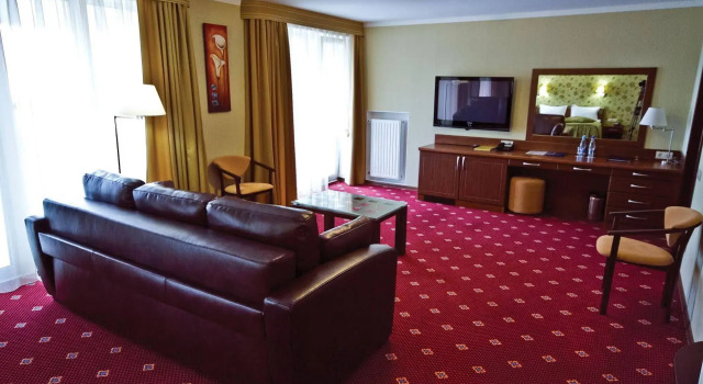 Grand-Marine Hotel & SPA, Rezerwuj Ośrodek wypoczynkowy Hotele SPA w Odessa region, SPA
