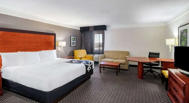 Двухместный люкс La Quinta by Wyndham Houston Baytown East
