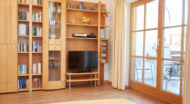 Ferienwohnung F. Füglein, Rezerwuj Hotel Hotele w Bawaria z parkingiem, Parking