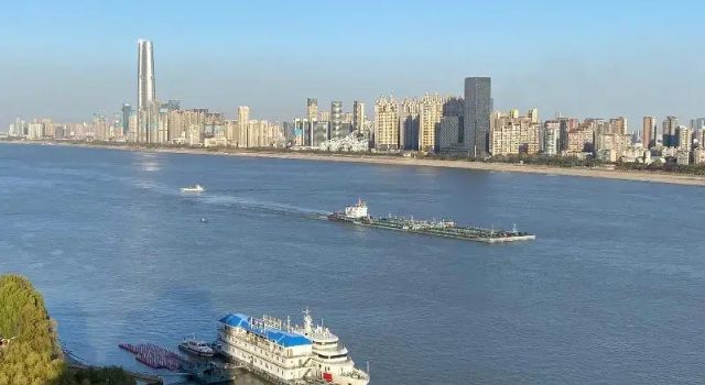 Двухместный номер Premium Holiday Inn Riverside Wuhan by IHG