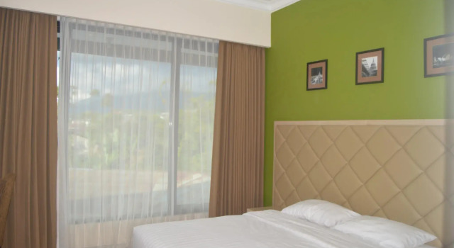 Hotel Sindha, Забронировать Отель Рутенг провинция Восточная Нуса-Тенгара
