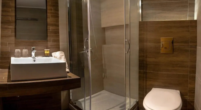 Трёхместный номер Comfort с балконом Esperia Hotel