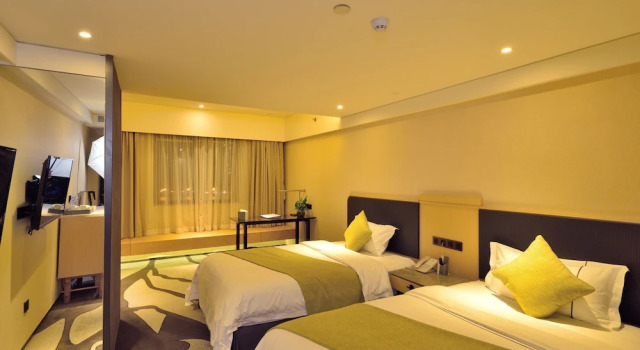 Номер Standard с видом на реку Haijun Hotel