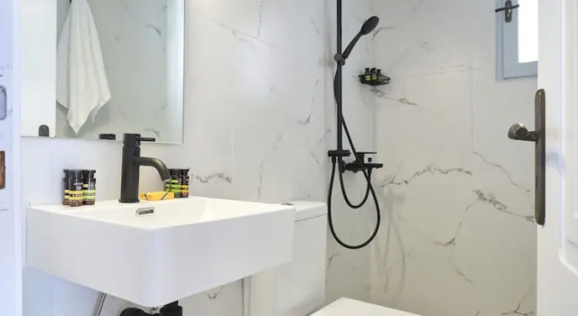 Коттедж с 2 комнатами Aria Kimolos Residence