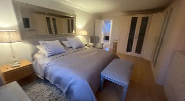 Remarkable 3-bed House in Netley Abbey Southampton, Забронировать Апартаменты/квартира Отели Саутгемптона с парковкой, Парковка