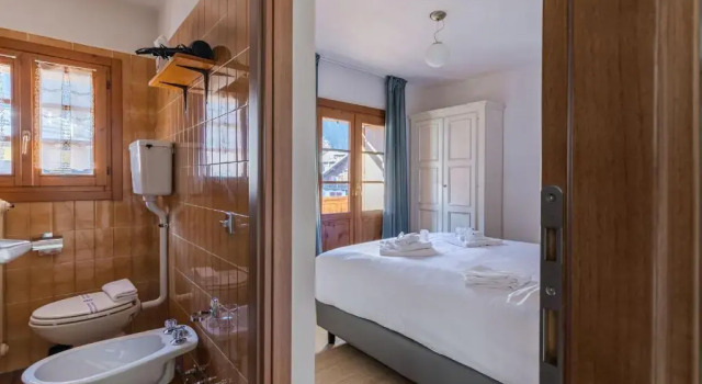 Двухместный номер Standard с балконом и с видом на горы Hotel Dufour