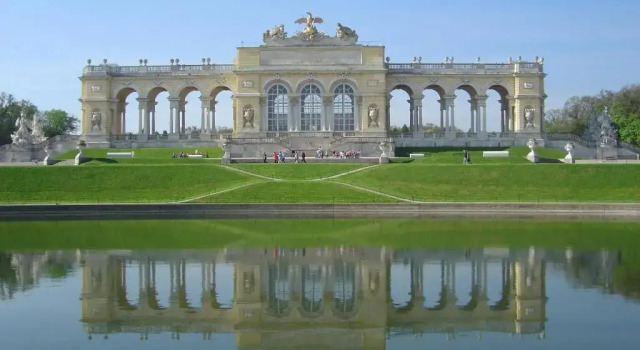 Апартаменты Deluxe Luxury Apartments "Garden Of Eden"