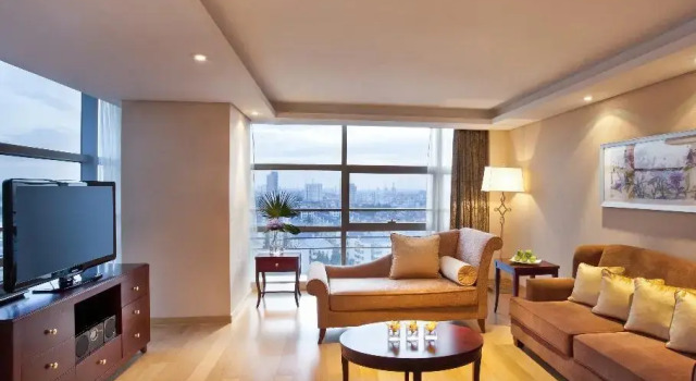 Люкс Regal Plaza Hotel & Residence