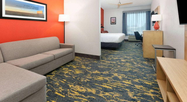 La Quinta by Wyndham Dallas - Las Colinas, Забронировать Отель Ирвинг Dallas - Fort Worth Metropolitan Area