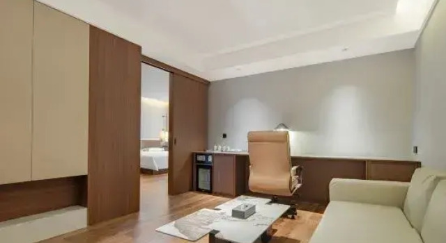 Люкс Deluxe Minghuang International Hotel