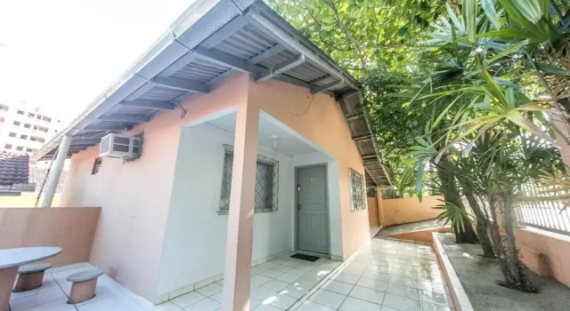 Коттедж Casa 4 Laranja - Casa piscina 10 pessoas