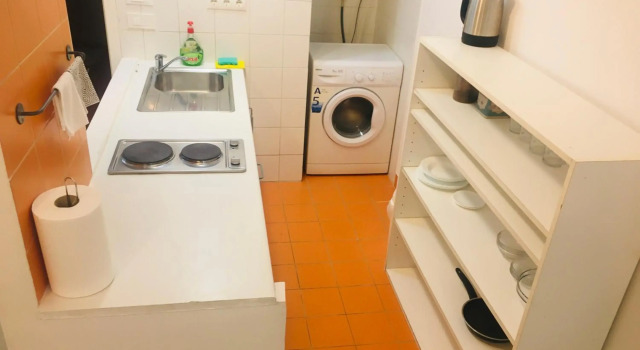 Industrial Studio, Забронировать Отель Отели Любляна 3 звезды, рядом с VPK Mediapark, 3*
